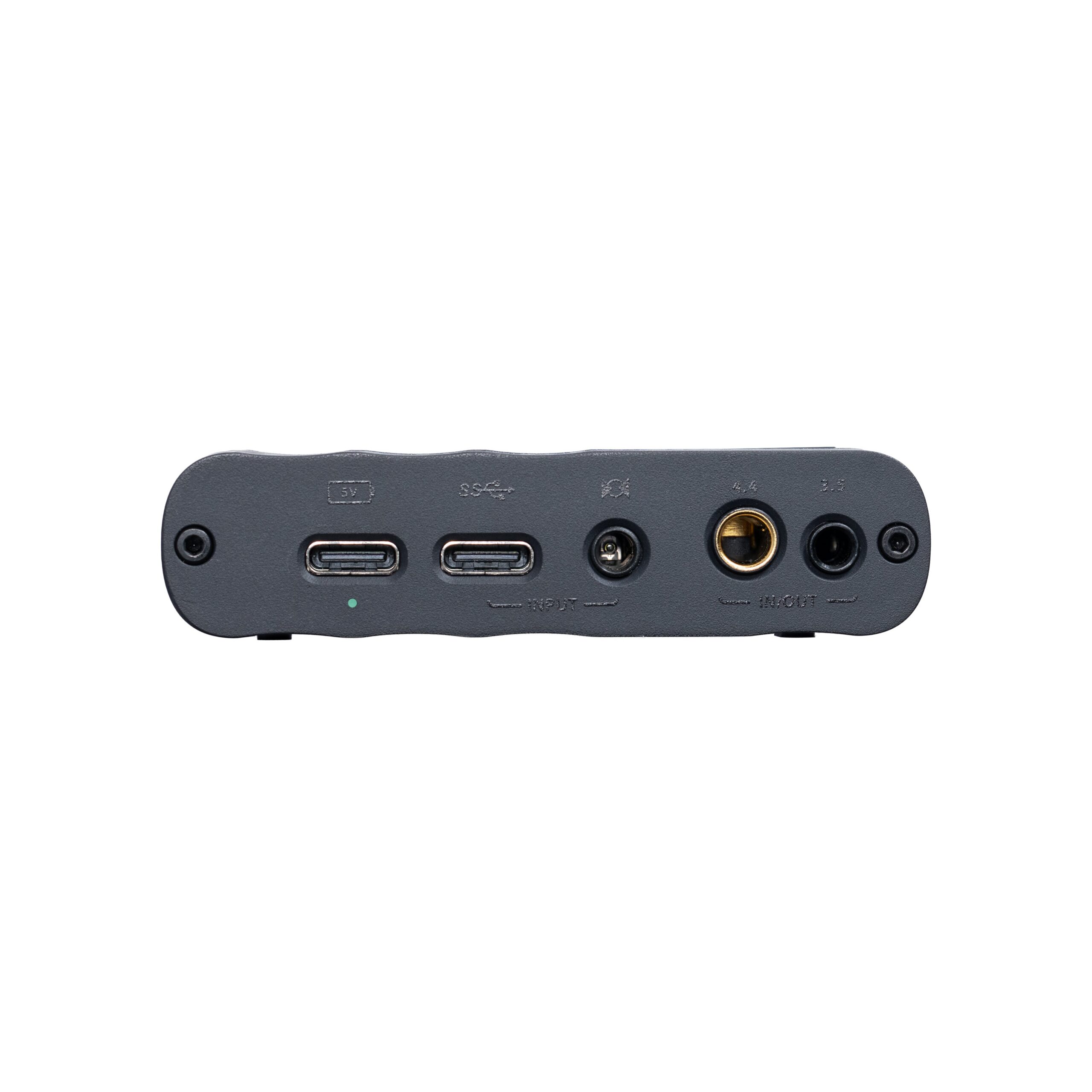 iFi iDSD GR 2 機背接口一覽:USB-C 充電及數據、DC 電源輸入、4.4mm 平衡及 3.5mm 單端 In/Out